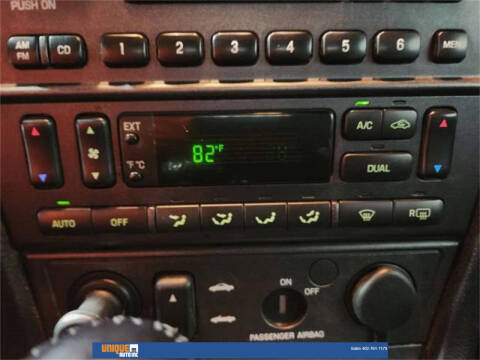 2003 Ford Thunderbird