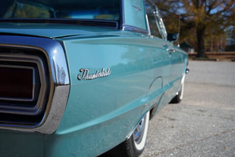 1964 Ford Thunderbird