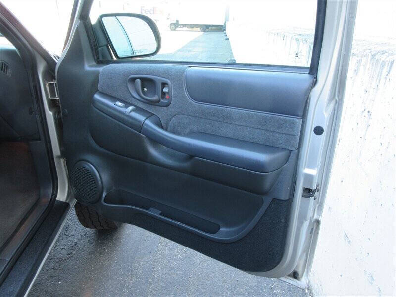 2000 Chevrolet Blazer LS