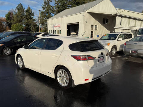 2011 Lexus CT 200h