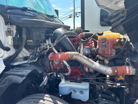 2019 International LT625