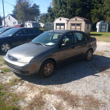 2007 Ford Focus for sale at Bruin Buys in Camden NC