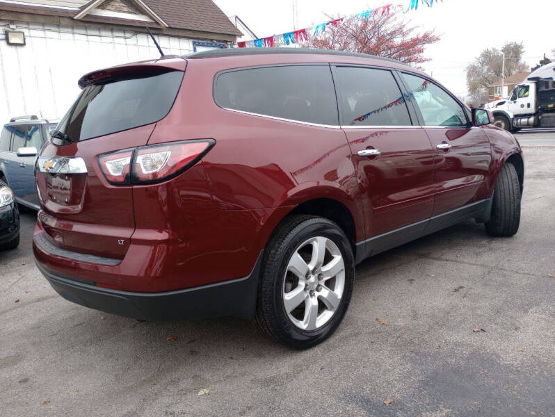 2017 Chevrolet Traverse LT