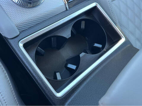 2023 Mitsubishi Outlander PHEV SEL