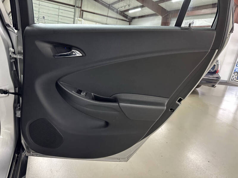 2018 Chevrolet Volt LT