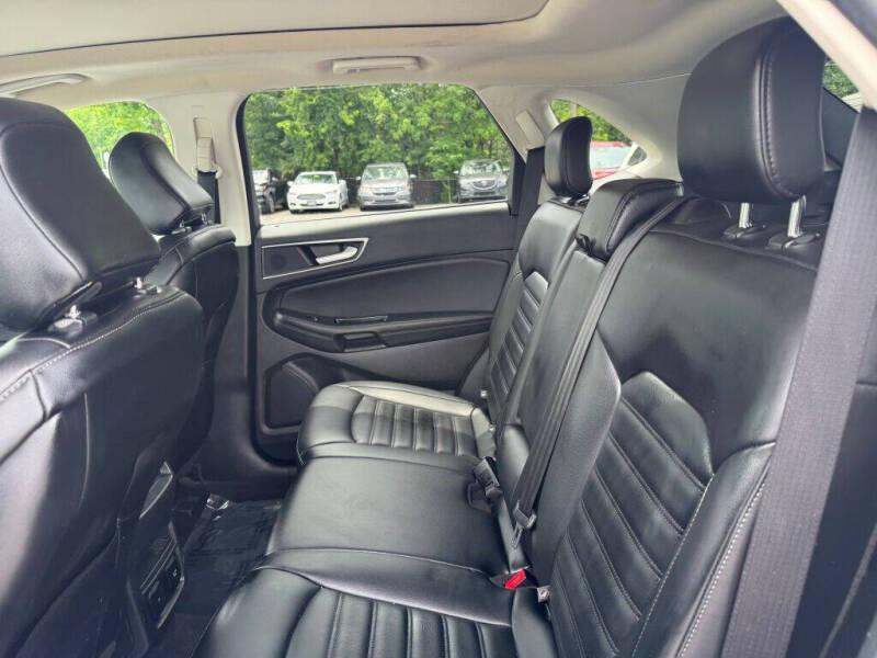 2020 Ford Edge SEL