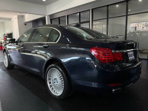 2011 BMW 7 Series 740Li