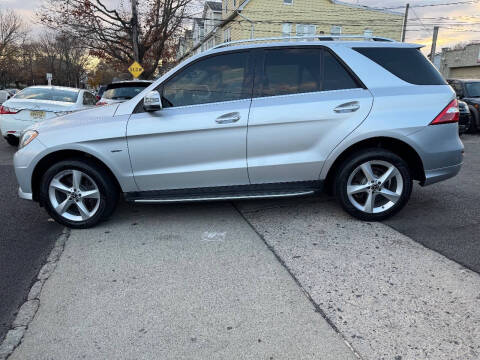 2012 Mercedes-Benz M-Class ML 550