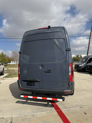 2019 Mercedes-Benz Sprinter 2500