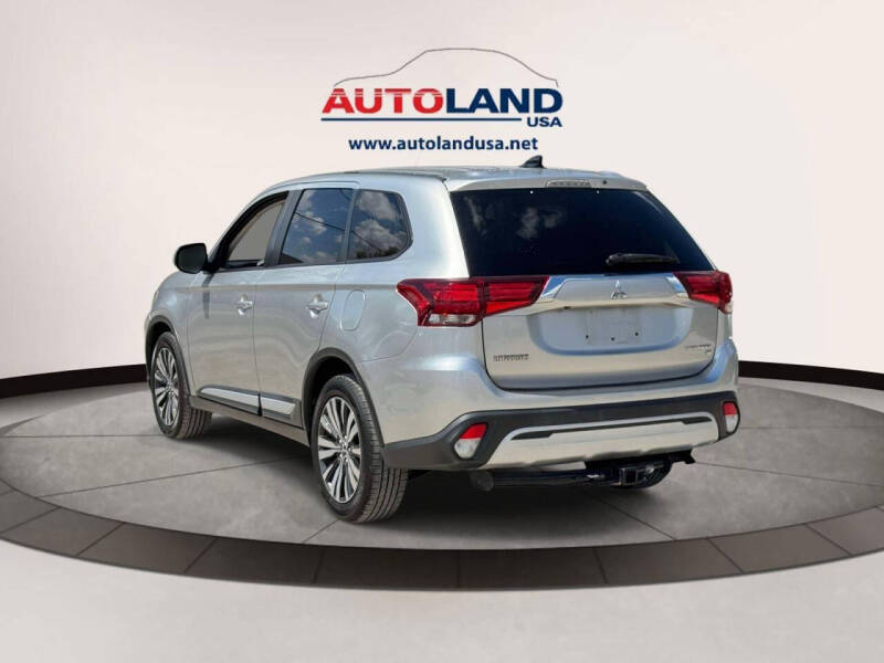 2019 Mitsubishi Outlander