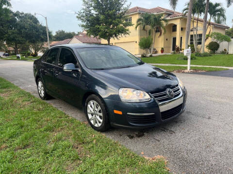 2010 Volkswagen Jetta for sale at UNITED AUTO BROKERS in Hollywood FL