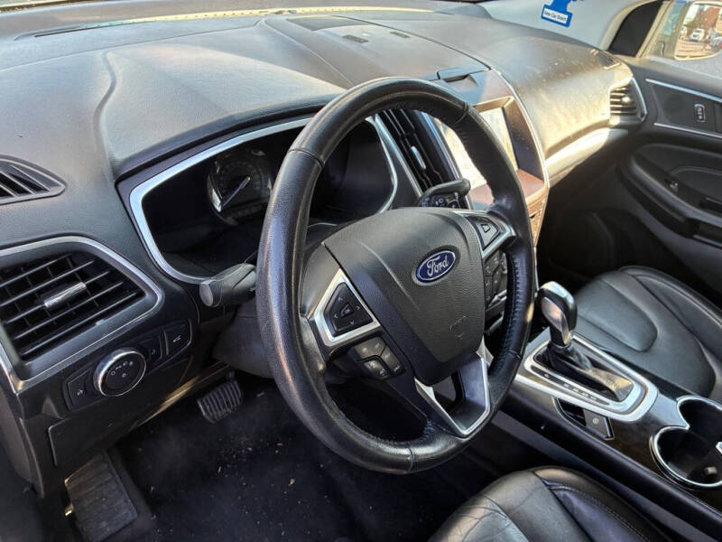 2018 Ford Edge Titanium