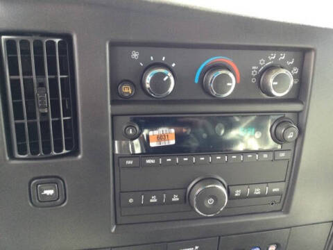 2025 Chevrolet Express 3500