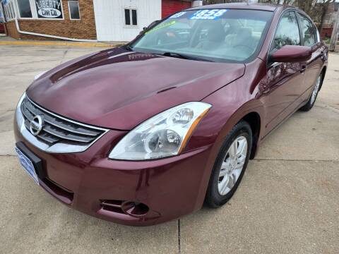 2012 Nissan Altima for sale at Liberty Car Company in Waterloo IA