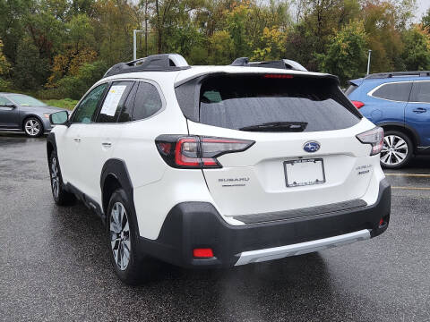 2023 Subaru Outback Touring