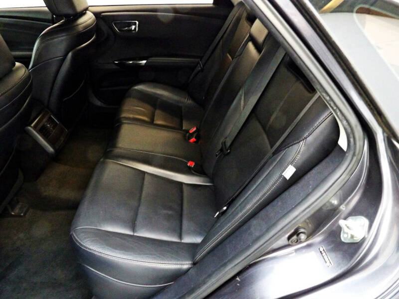 2016 Toyota Avalon XLE