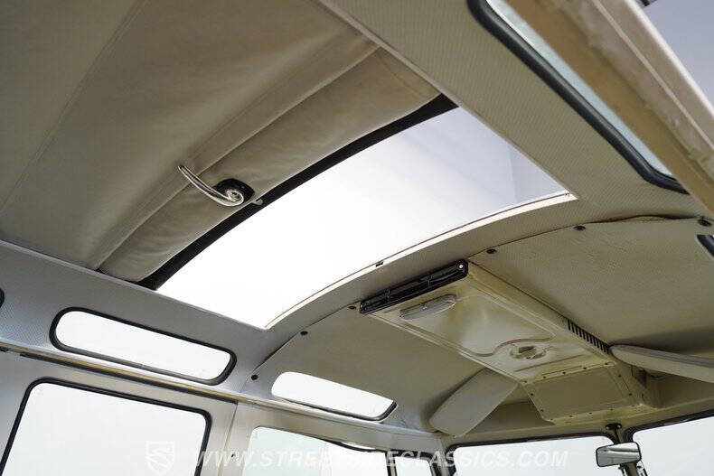 1975 Volkswagen Type 2