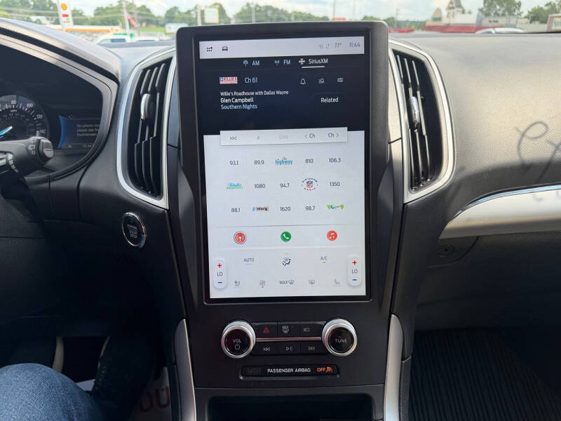 2022 Ford Edge SEL