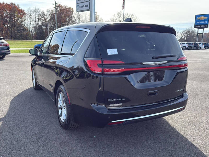 2026 Chrysler Pacifica Limited