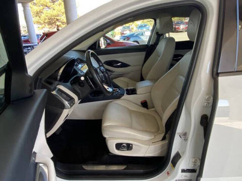 2022 Jaguar E-PACE P250 SE