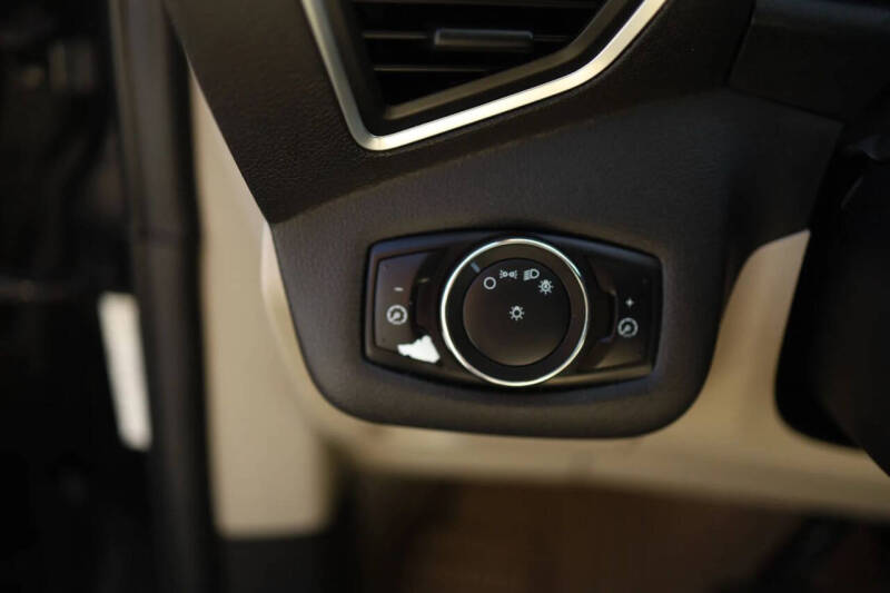 2013 Ford C-MAX Hybrid SE