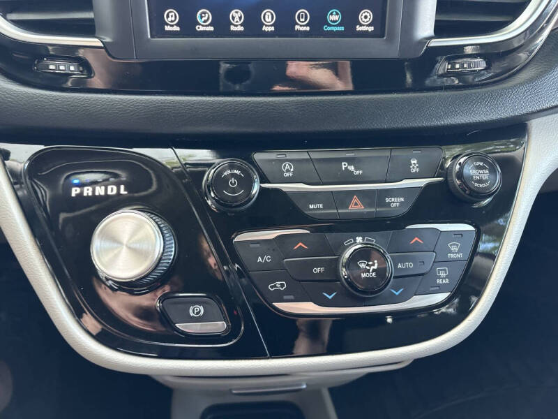 2018 Chrysler Pacifica Touring Plus