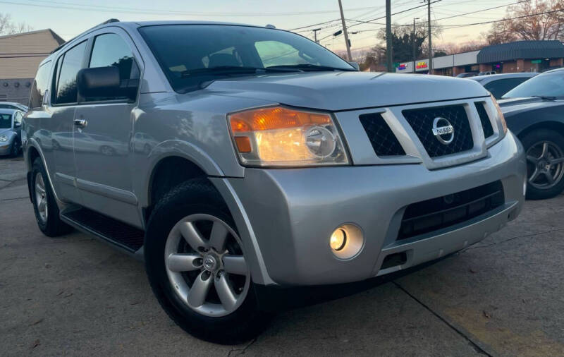 2013 Nissan Armada SV photo 3