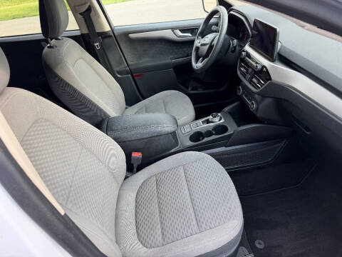 2020 Ford Escape SE