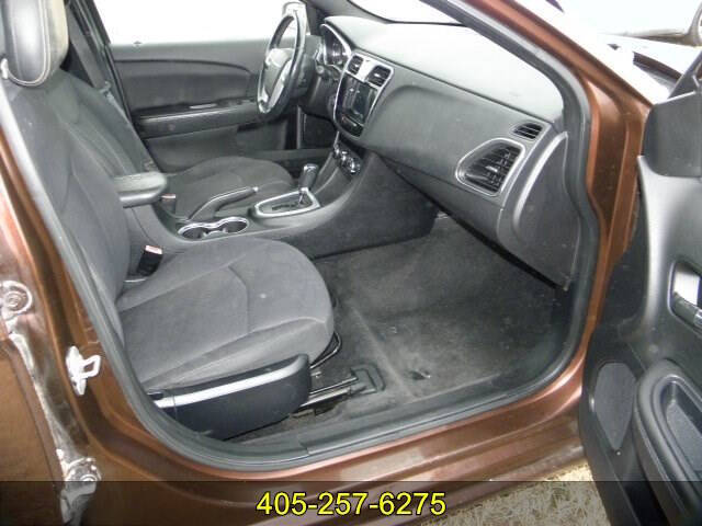 2013 Chrysler 200 Touring