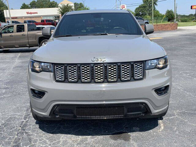 2020 Jeep Grand Cherokee Altitude