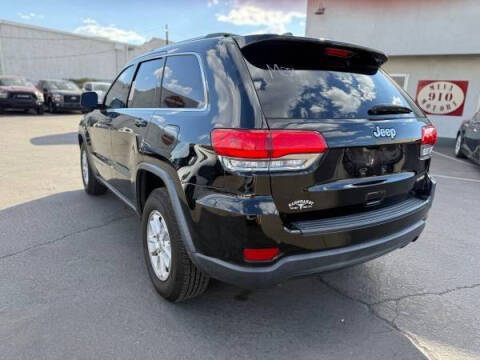 2019 Jeep Grand Cherokee Laredo E