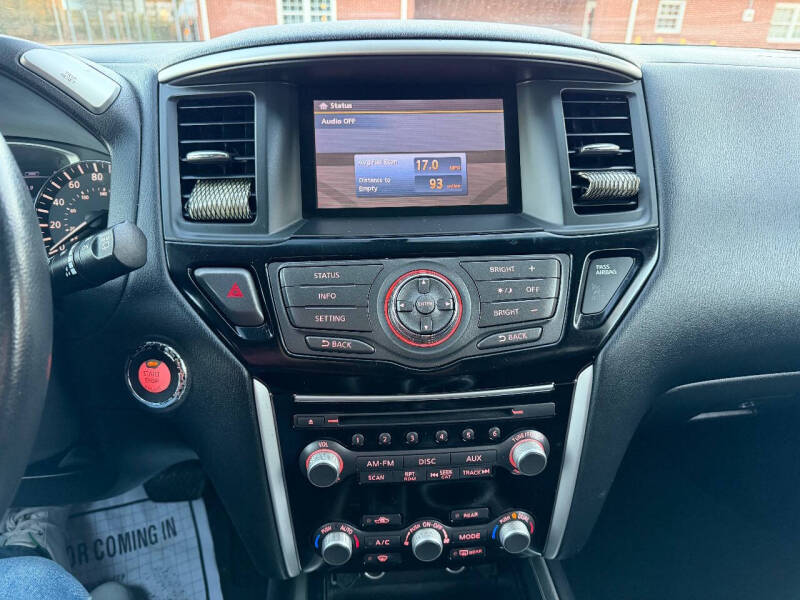 2014 Nissan Pathfinder SL