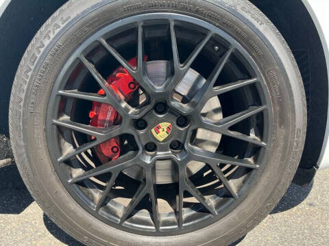 2017 Porsche Macan GTS