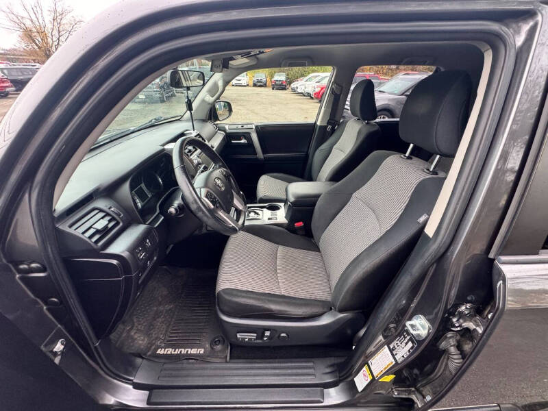 2017 Toyota 4Runner SR5