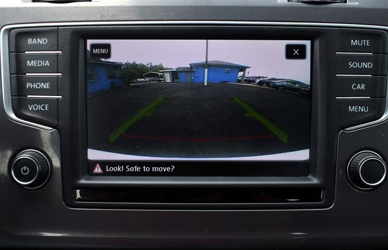 2016 Volkswagen e-Golf SE