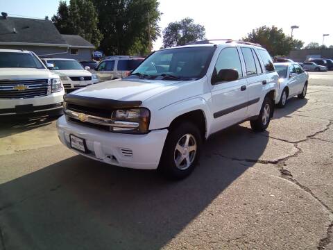 2005 Chevrolet TrailBlazer for sale at World Wide Automotive in Sioux Falls SD