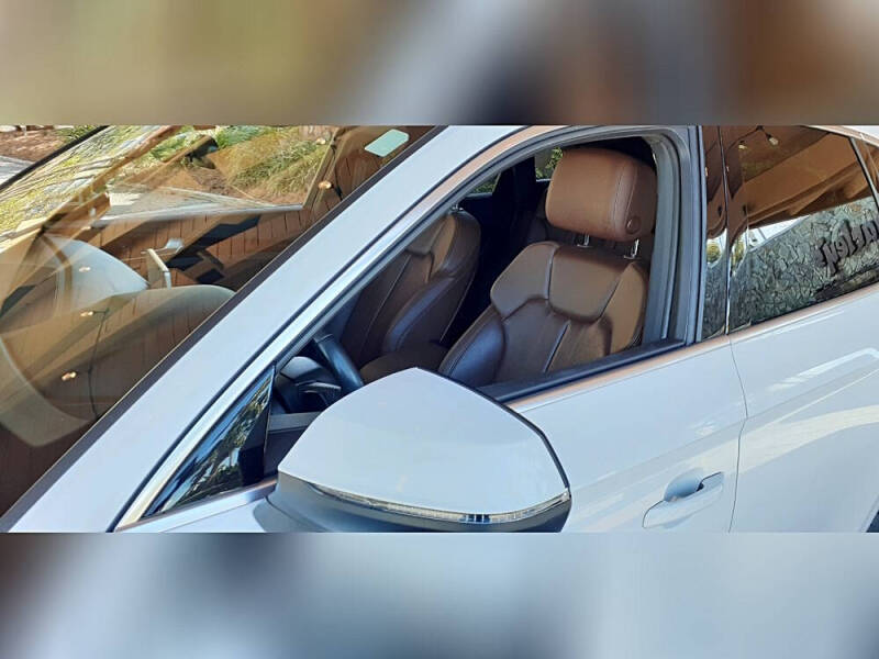 2019 Audi Q5 quattro Premium Plus 45 TFSI