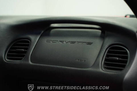 2004 Chevrolet Corvette