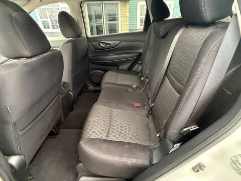 2020 Nissan Rogue SV