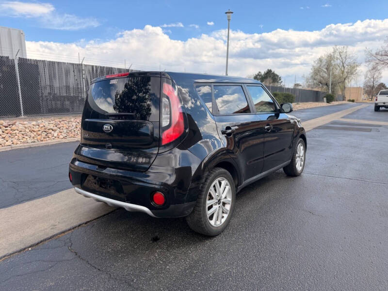 2017 Kia Soul +
