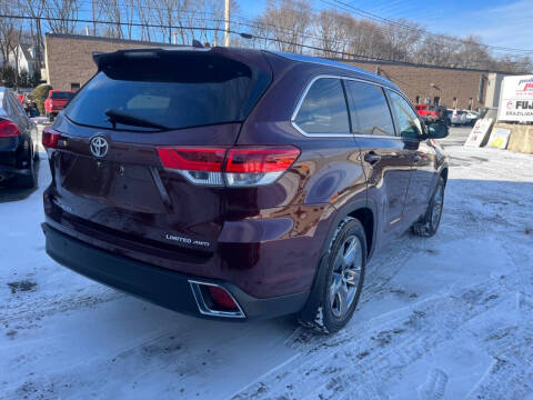 2018 Toyota Highlander Limited Platinum