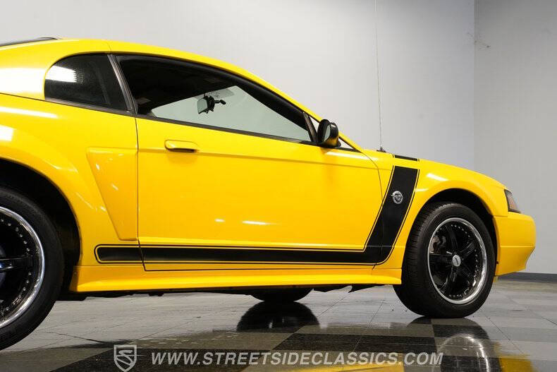 2004 Ford Mustang GT Deluxe