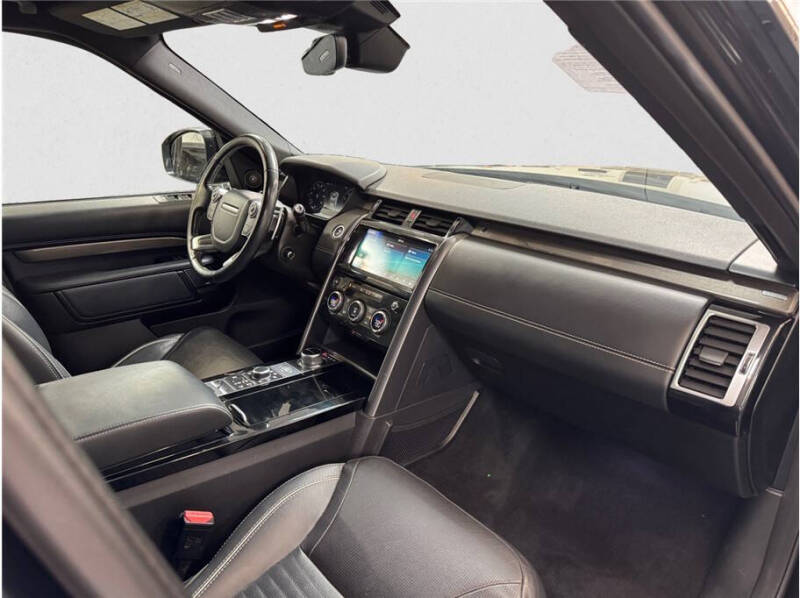 2018 Land Rover Discovery HSE Luxury