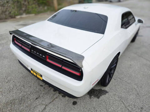 2015 Dodge Challenger SRT Hellcat