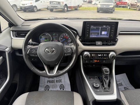 2019 Toyota RAV4 Hybrid XLE