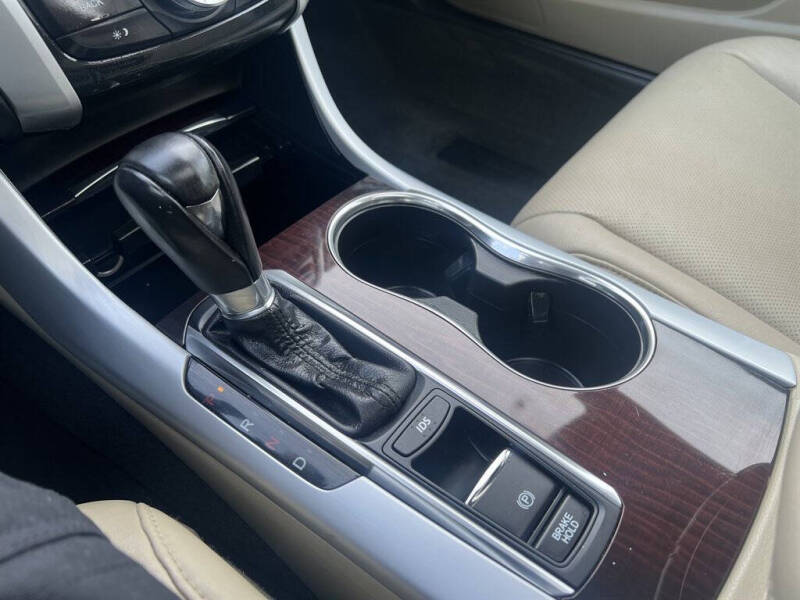 2017 Acura TLX w/Tech