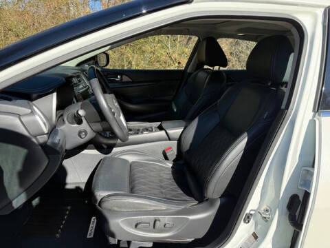 2023 Nissan Maxima 3.5 Platinum