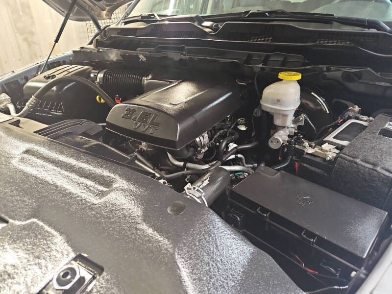 2024 RAM 1500 Classic SLT