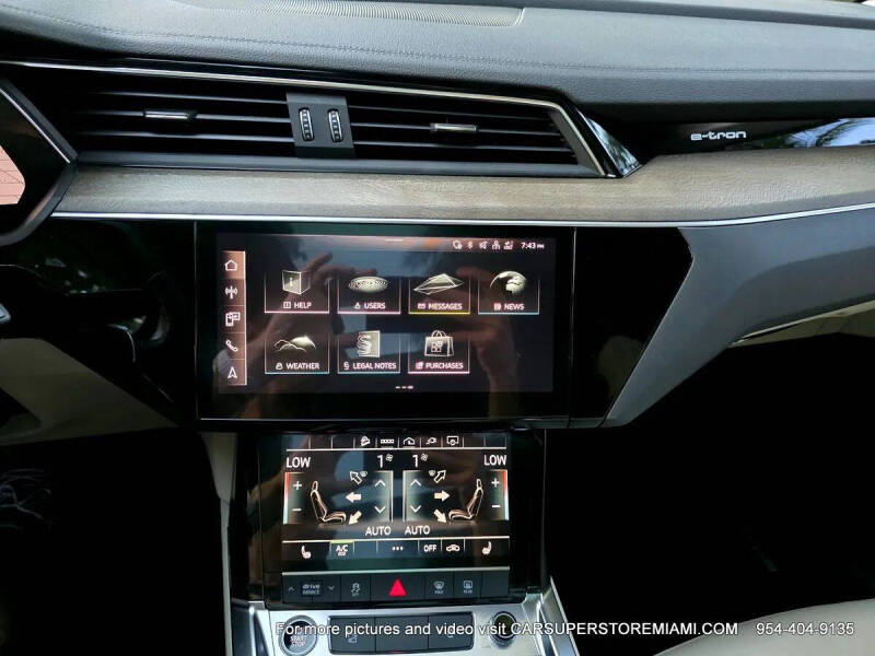 2021 Audi e-tron quattro Premium