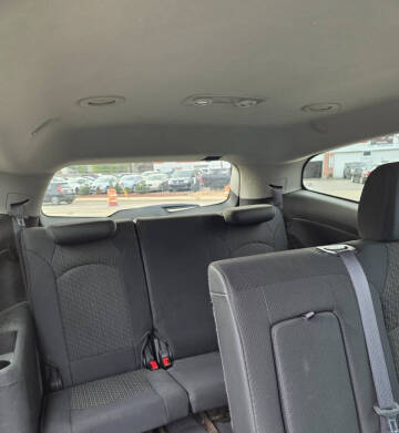 2011 Chevrolet Traverse LT